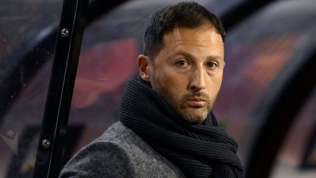 Für Belgiens Teamchef Domenico Tedesco wird es eng ... (Bild: AFP/APA/JOHN THYS)