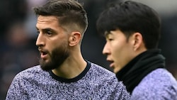 Rodrigo Bentancur (li.) und Heung-Min Son (Bild: AFP or licensors)