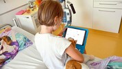Jungen Patienten fällt es besonders leicht, die Telemedizin anzunehmen. 
