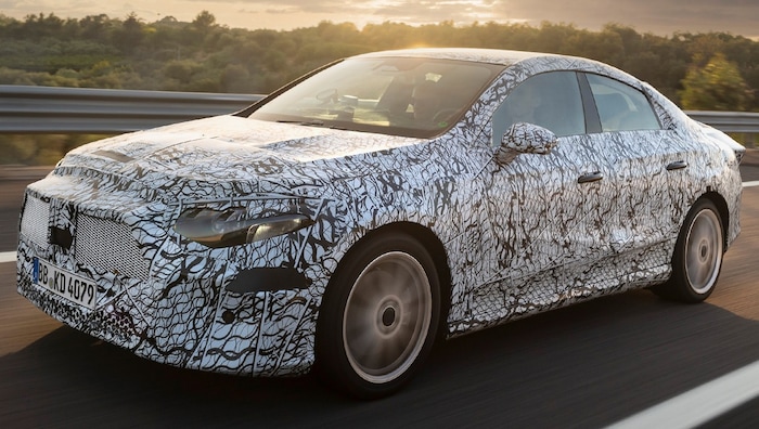 Die 2025 startende, zunächst elektrische Neuauflage des Mercedes CLA wird es später wieder mit ...