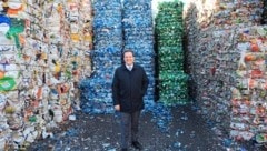 Tirols Umweltlandesrat René Zumtobel will den Plastikmüllberg verringern. (Bild: Birbaumer Christof)