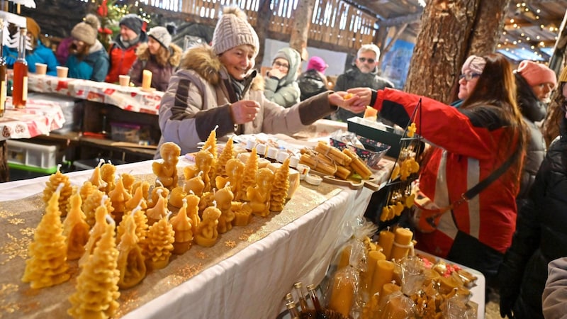 The vendors delight their guests with their homemade products. (Bild: Evelyn Hronek)