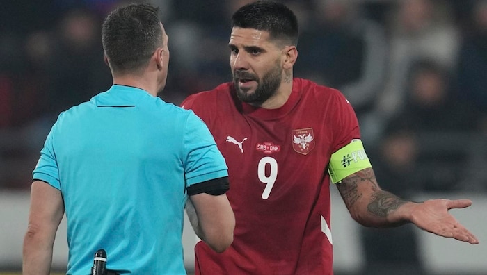 Serbien-Kaipitän Aleksandar Mitrovic
