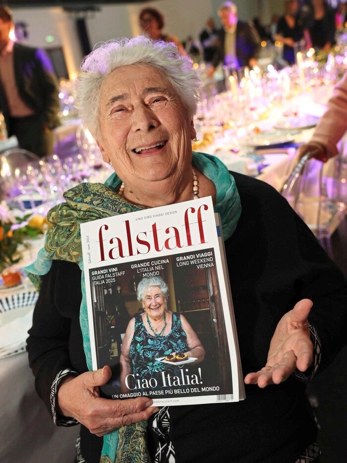 Covergirl des 1. Falstaff Italia: Renza Veglio.