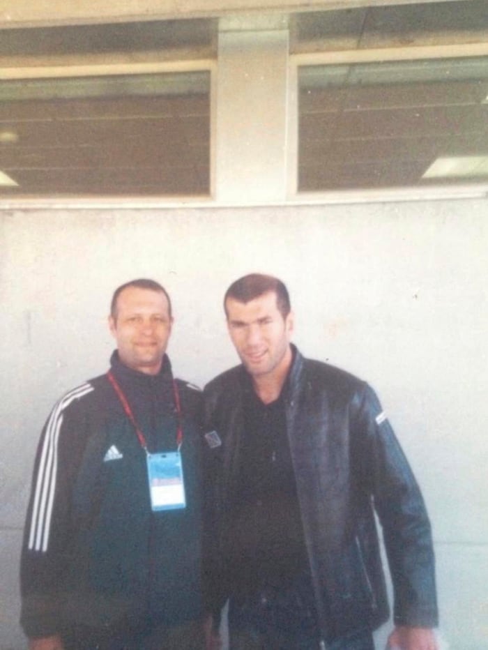 Hristo Ristoskov (left) met some stars like Zinedine Zidane.