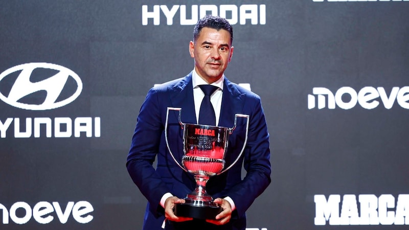 Girona coach Michel was named the best coach of the past Spanish La Liga season. (Bild: EPA)