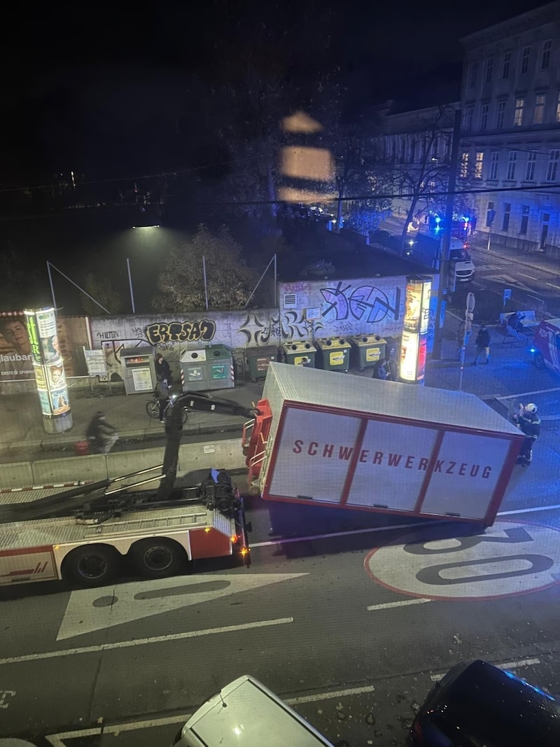 Ab wann die U-Bahn wieder wie gewohnt verkehrt, ist derzeit nicht absehbar. (Bild: Leserreporter)