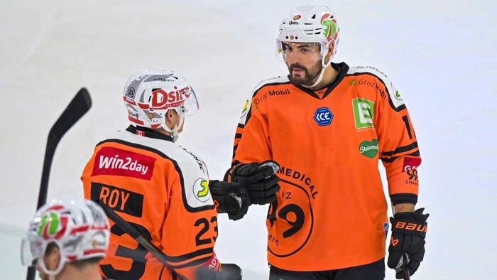 Marcus Vela (re.) hat sich ins Blickfeld der 99ers-Verantwortlichen gespielt.