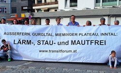 In Nassereith geht die Angst um, dass man mit dem Fernpasstunnel inklusive Maut arg unter die ...