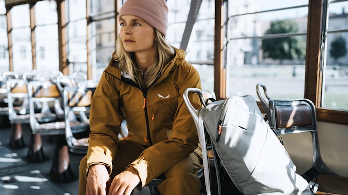 Die Tirolerin Nina Gigele wurde von Salewa als Aushängeschild für die neue Sella Free-Kollektion ...