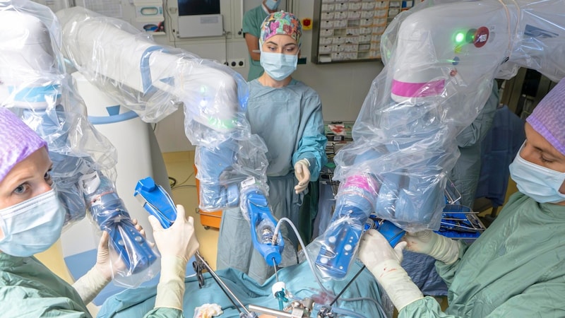 Als erstes Krankenhaus in Österreich verfügt die Grazer Uniklinik über ein System für Eingriffe bei Kindern. (Bild: Uniklinik Graz/Fechter)