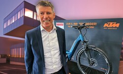 Stefan Limbrunner (Bild) und Johanna Grabner-Urkauf führen die Geschäfte des Fahrradherstellers, ...