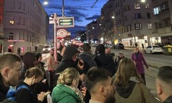 Nach dem U1-Brand kämpfen die Wiener Linien mit dem erhöhten Verkehrsaufkommen auf den ...