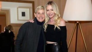 Ellen DeGeneres und Portia de Rossi (Bild: APA Pool/Getty Images via AFP/GETTY IMAGES/Kelly)