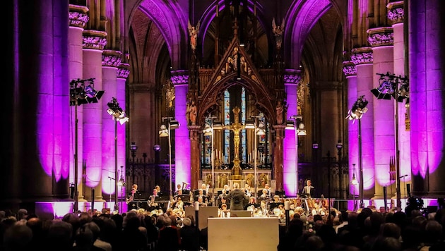 Der Linzer Mariendom hat sich bereits als Treffpunkt und Kulturort etabliert. (Bild: Franz Wurzinger)