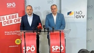 Wolfgang Zwander (links) und Andreas Kollross von der SPÖ richten Bund und Land ihre Forderungen und Vorschläge aus.. (Bild: SPÖ-NÖ)