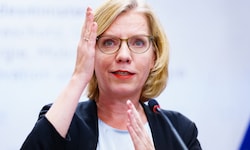 Gewessler setzte sich bereits seit Beginn ihrer Amtszeit gegen den Lobautunnel ein – jetzt ...