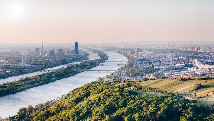 Die Lebensqualität in Wien bleibt top. Expats lieben etwa die Erschwinglichkeit (3. Platz) und ...