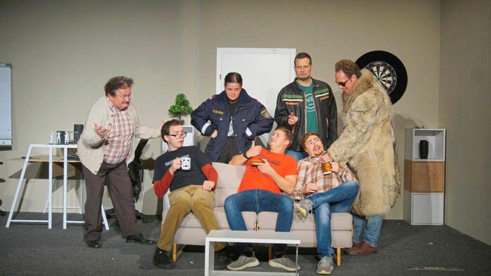 Bei „Ladies Night“ sorgt das Ensemble der Friesacher Burghofspiele wieder für Lachkrämpfe.