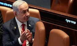 Einen Tag nach Ausstellung eines internationalen Haftbefehls gegen Benjamin Netanyahu wurde der ...