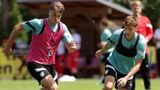 Christopher Olivier (li.) ist eine der Stützen im rot-weiß-roten U19-Team.