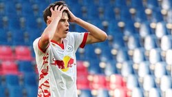 Zeteny Jano (re.) flog in der Youth League einmal vom Platz.