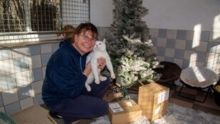 Tierärztin Claudia Herka mit einem ihrer Schützlinge.
