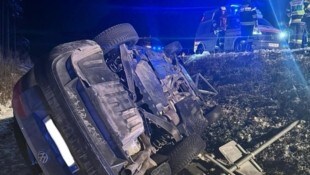 Das Wrack, an dem Totalschaden entstanden ist, wurde geborgen