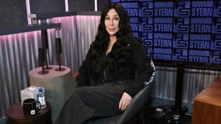 Cher am 20. November in der „The Howard Stern Show“ (Bild: AFP/Getty Images via AFP)