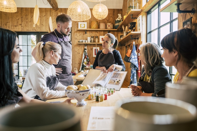 Creative workshops are also offered in the farm store. (Bild: BERNHARD BERGMANN)