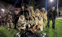 Die nächste Generation: Die Burschen der Kinderkrampusgruppe aus Gurk sind mit voller ...