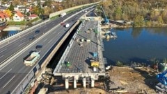 Die neue Murbrücke für die A2, über die bald der Verkehr fließen wird.  (Bild: Asfinag)