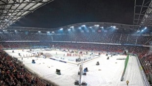 2015 fand zuletzt ein Eishockeyspiel im Wörthersee-Stadion statt. (Bild: martin steinthaler)