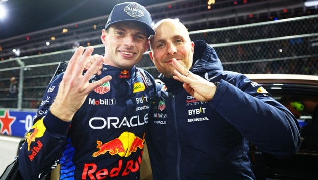 Max Verstappen hat sich seinen vierten WM-Titel in Folge gesichert. (Bild: AFP/ AFP/GETTY IMAGES/Mark Thompson)