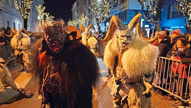 Gestern gings rund beim Klagenfurter Krampuslauf. (Bild: Tragner Christian)