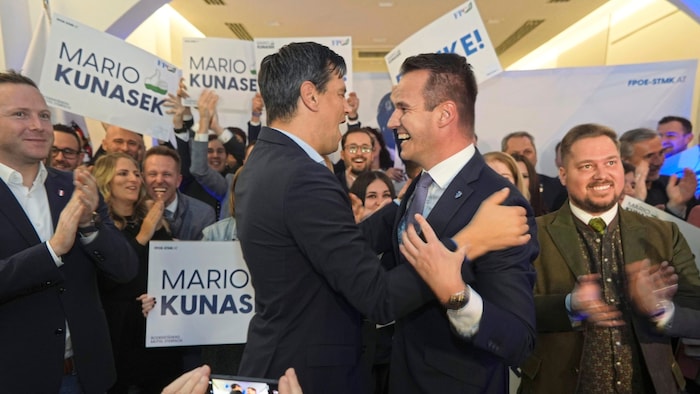 ... the FPÖ rejoiced at the first projection.