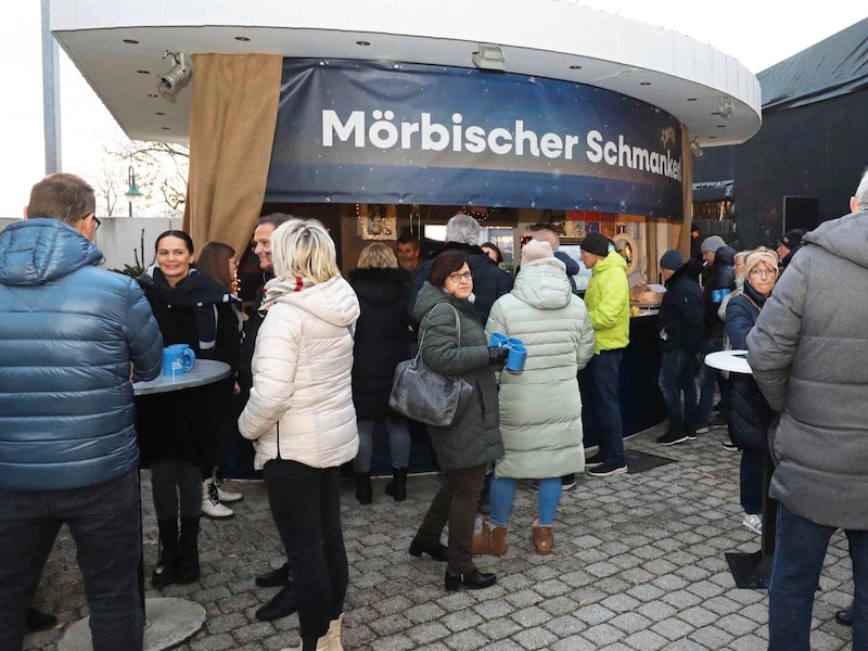 Was wäre ein Abend in der Vorweihnachtszeit ohne Punsch? (Bild: Reinhard Judt)