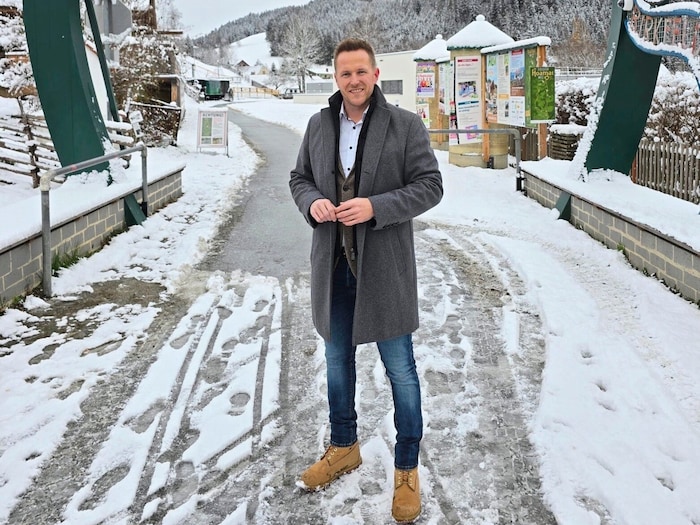 A day of celebration for regional FPÖ MP Patrick Derler. 