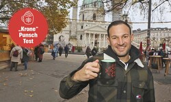 „Krone“-Redakteur Christoph Engelmaier durfte Punsch am Bio-Adventmarkt Karlsplatz testen.