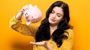 Viele Frauen kümmern sich nicht um ihre Finanzen – das könnte sie spätestens im Alter arm ...