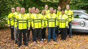 Ein Teil des Teams traf sich zur Feier der 5000. Transportfahrt. 