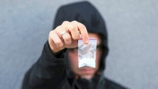 Mit Kokain in kleineren Rationen versorgte der Suchtgifthändler etliche Abnehmer im Bezirk ...