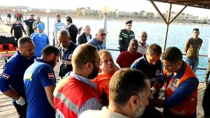 A large contingent of emergency services was deployed to rescue the diving tourists and the crew of the sunken boat.