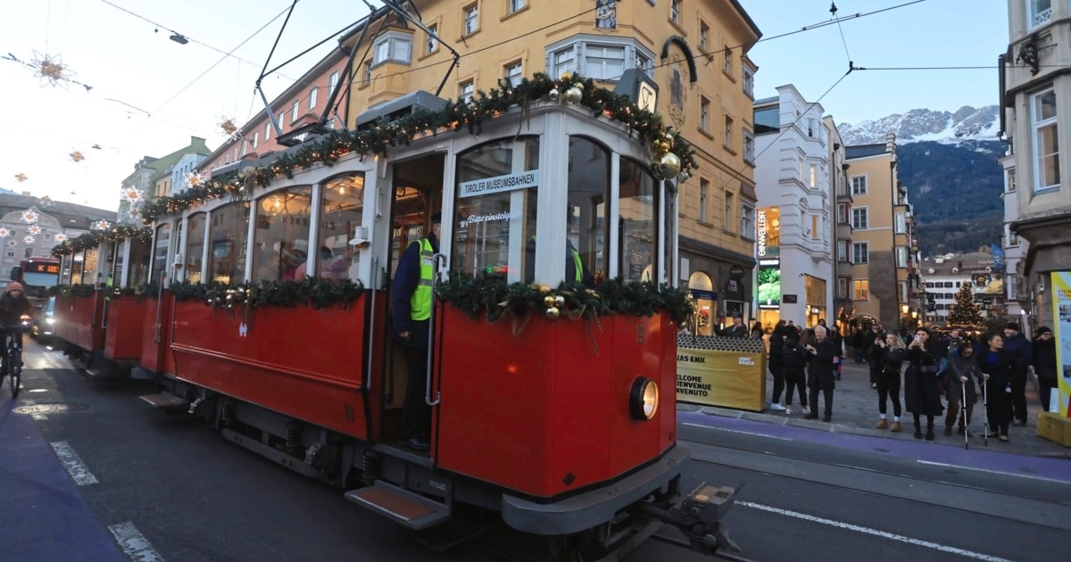 26. November - Innsbrucker Christkindlbahn wieder auf Schiene