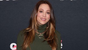 Kaley Cuoco scherzte jetzt, dass das Leben mit ihrer Tochter Matilda sich anfühle wie ein Leben ...