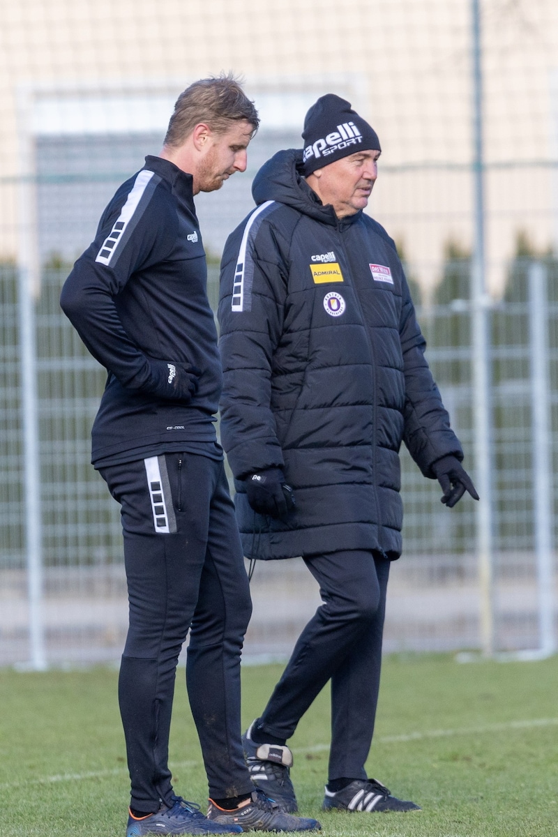 Martin Hinteregger (left) and Peter Pacult (Bild: APA/EXPA/JOHANN GRODER)