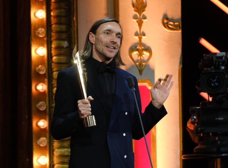 Christoph Luser: Nestroy for "Best Performance in a Supporting Role" (Bild: ORF/Günther Pichlkostner)