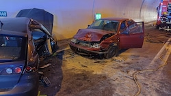 Einer der beiden Lenker verlor bei dem Unfall sein Leben. (Bild: FF Ebensee)