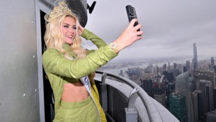 „Miss Universe“ Victoria Kjaer Theilvig am Empire State Buildung