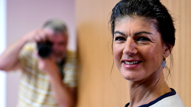 Sarah Wagenknecht can soon look forward to two government participations in eastern Germany. (Bild: APA/AFP/John MACDOUGALL)